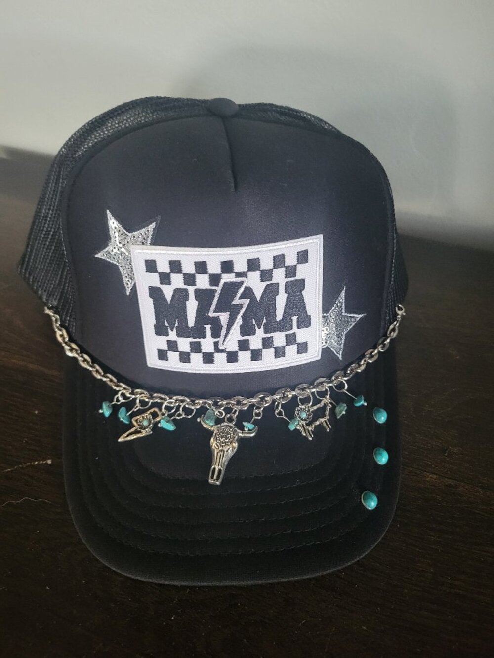 Women's trucker hat
